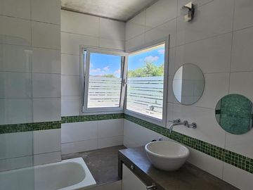 place photo 45