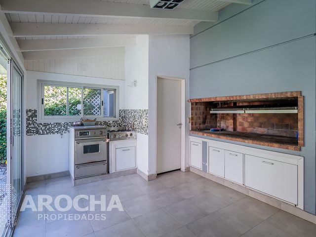 place photo 48