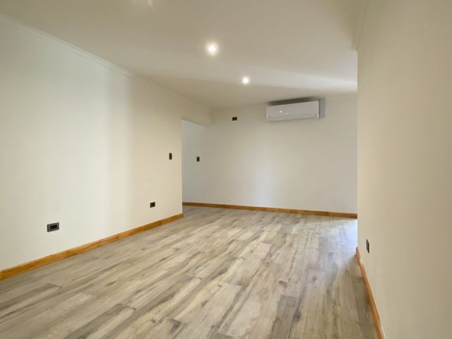 place photo 56