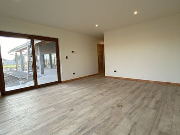 place photo 52
