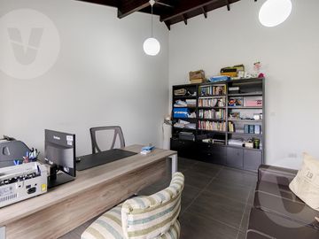 place photo 54
