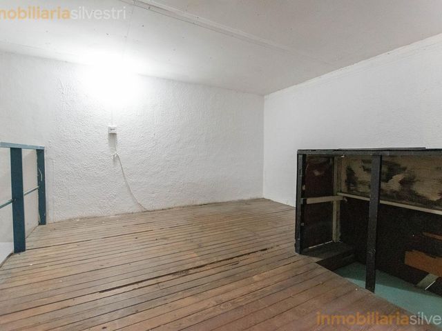 place photo 70