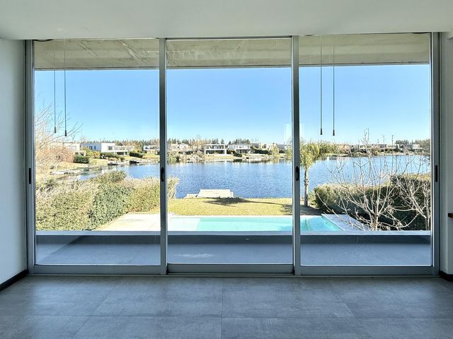 place photo 58
