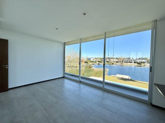 place photo 61