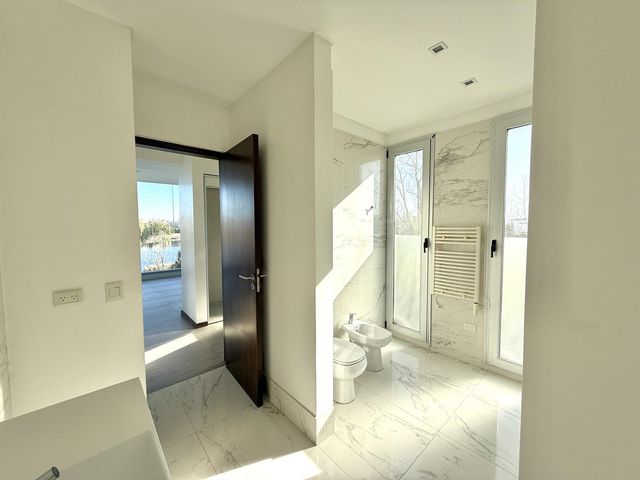 place photo 69