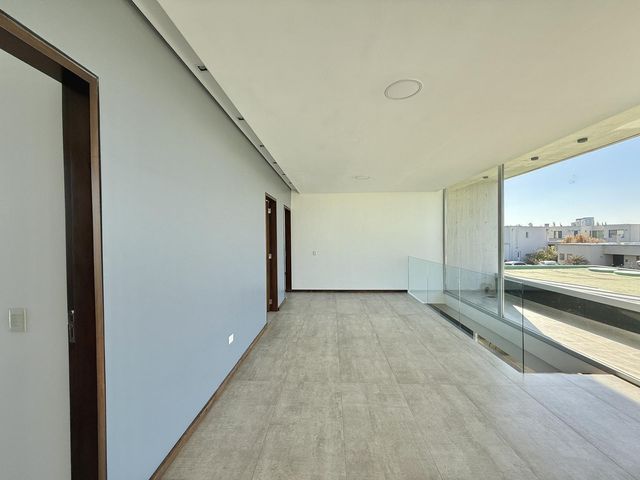 place photo 53
