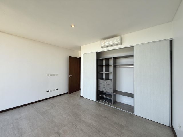 place photo 75