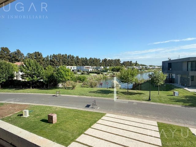 place photo 35