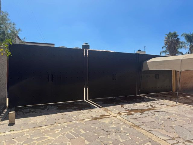 place photo 23