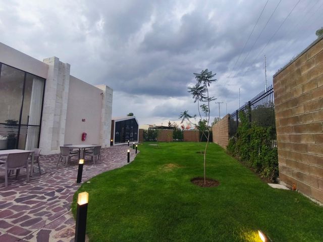 place photo 54
