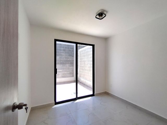 place photo 51