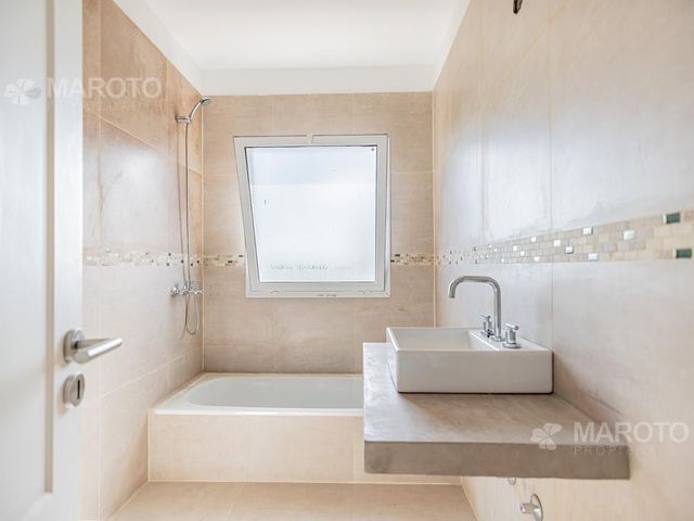 place photo 63