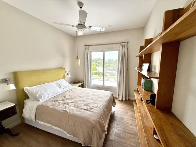 place photo 64
