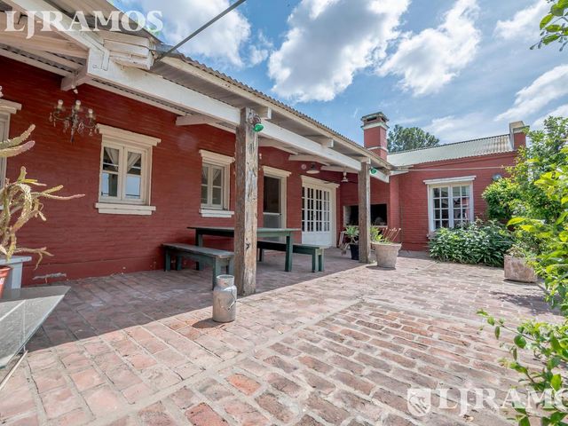 place photo 9
