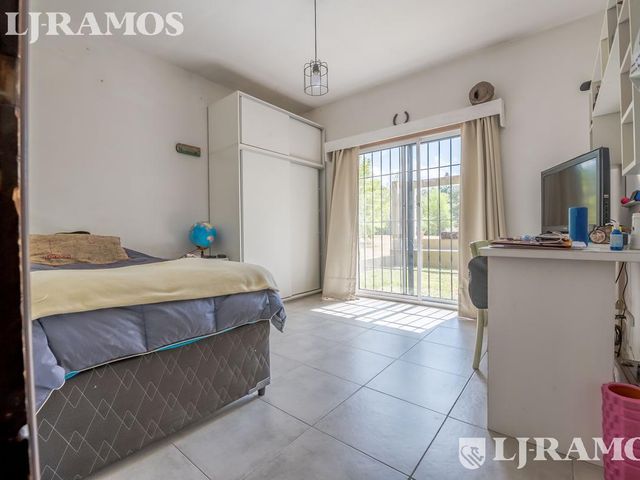 place photo 40