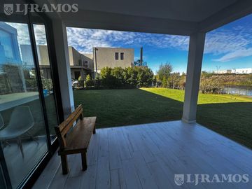 place photo 15