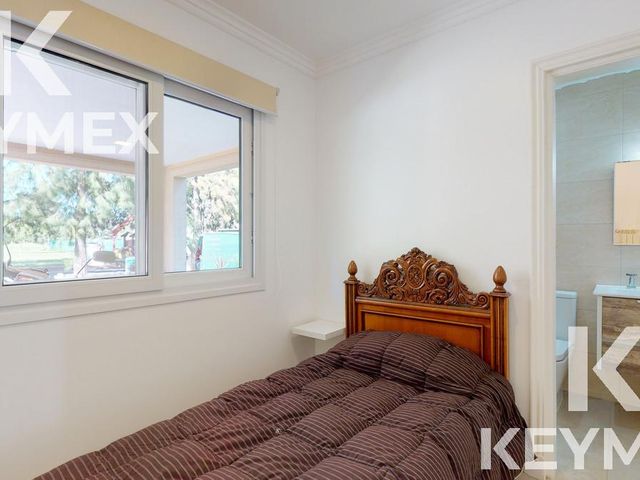 place photo 52
