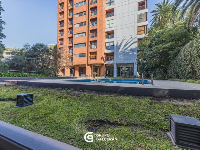place photo 75