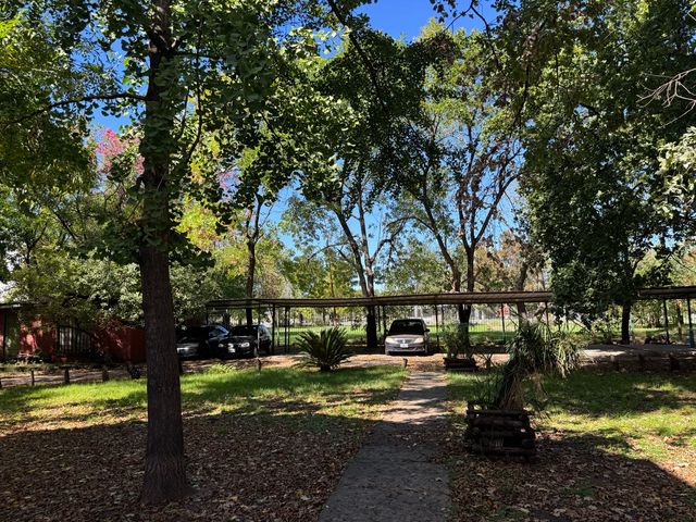 place photo 29