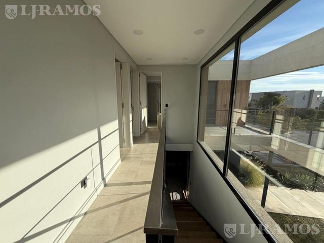 place photo 58