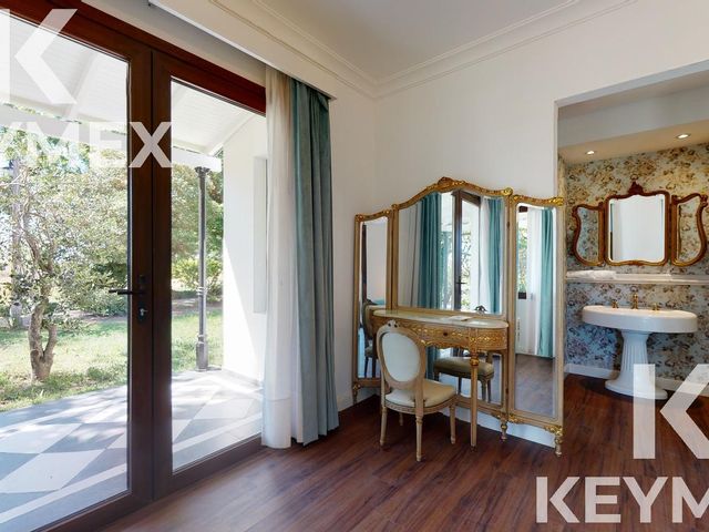 place photo 48