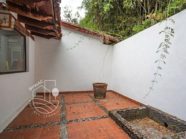place photo 44