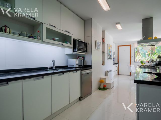 place photo 39