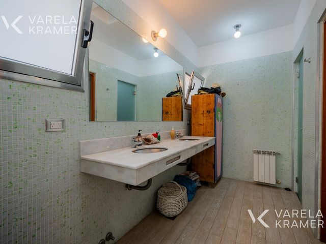 place photo 78