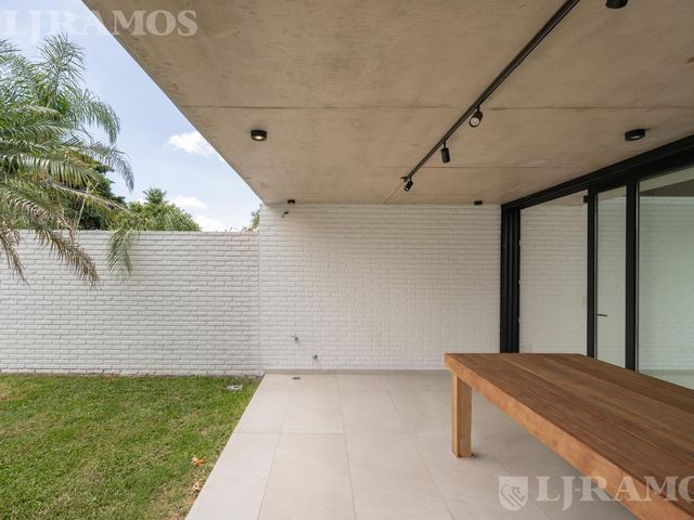 place photo 43