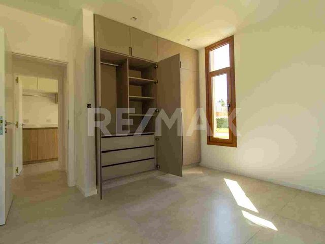 place photo 48