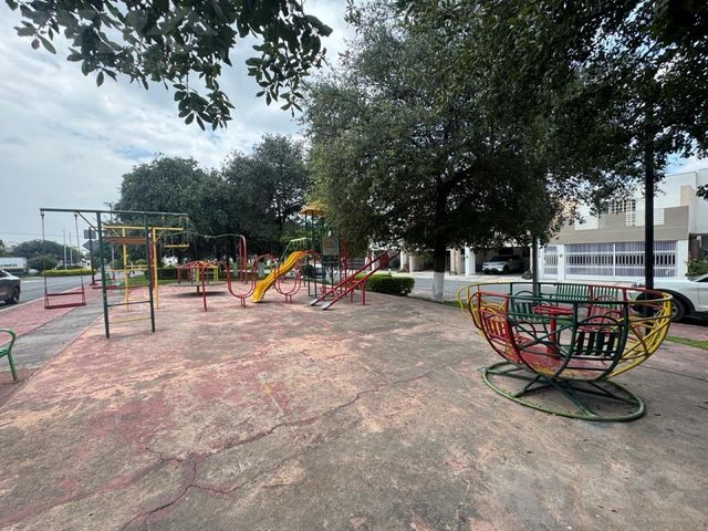 place photo 51