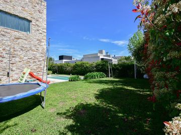 place photo 61