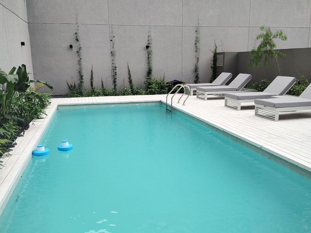 place photo 66