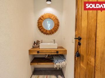 place photo 48