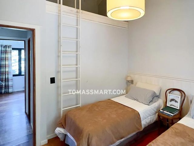 place photo 83