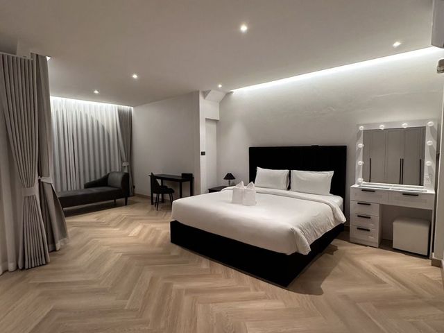 place photo 48