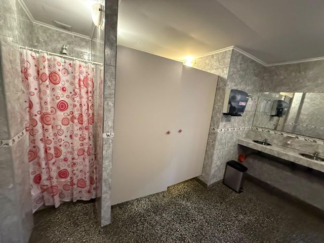 place photo 40
