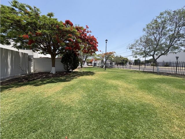 place photo 25