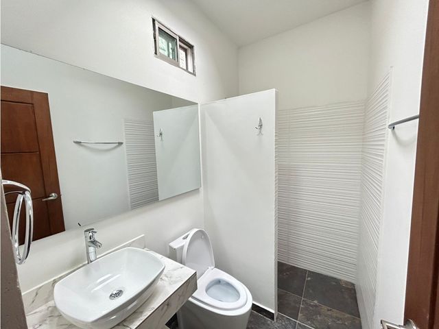 place photo 54