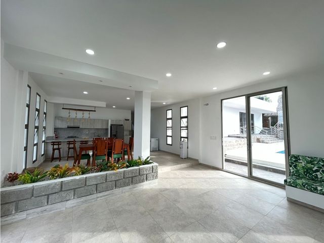 place photo 59