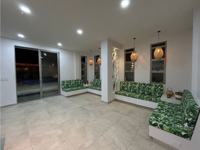 place photo 64