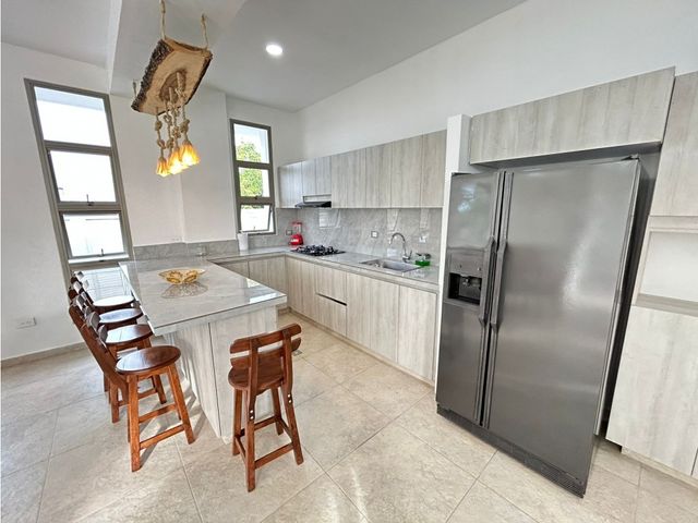 place photo 66