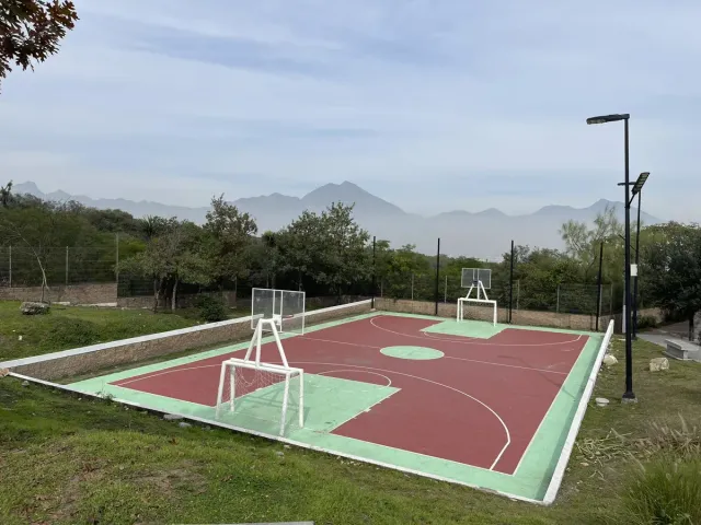place photo 18
