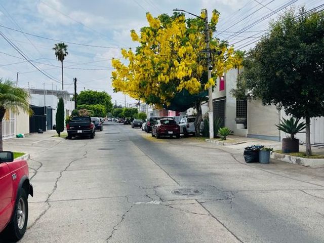 place photo 34