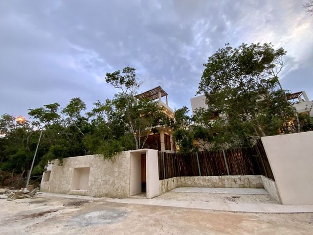 place photo 24