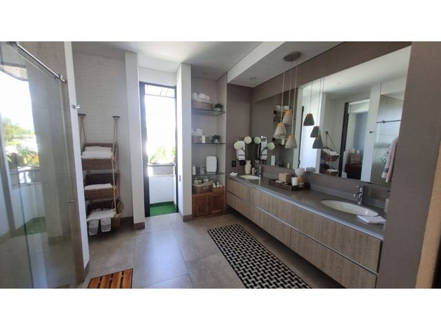 place photo 46