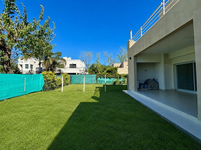 place photo 34