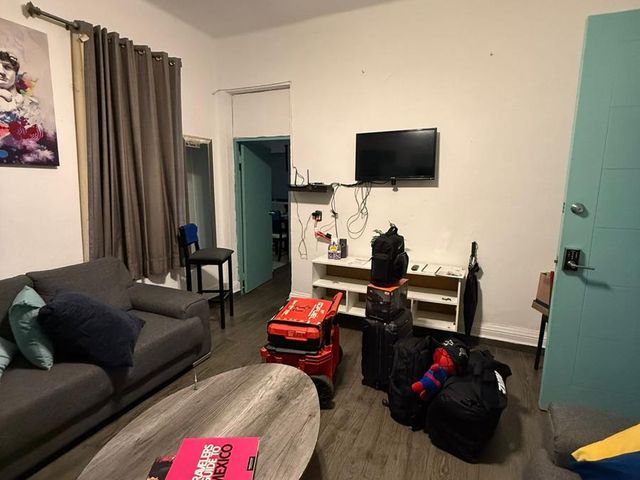 place photo 33