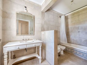place photo 79