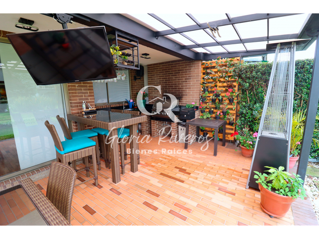 place photo 24